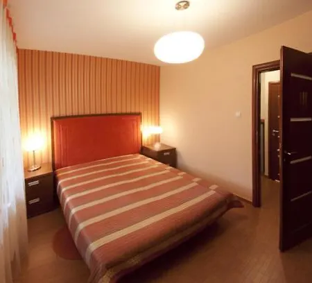 דירה Park & Plaza *