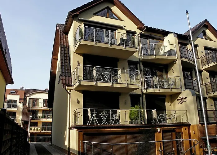 Апартаменты Park & Plaza