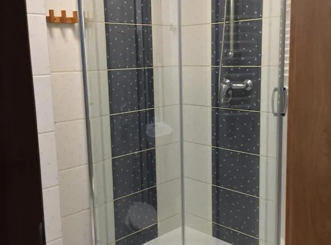 Park & Plaza アパート *